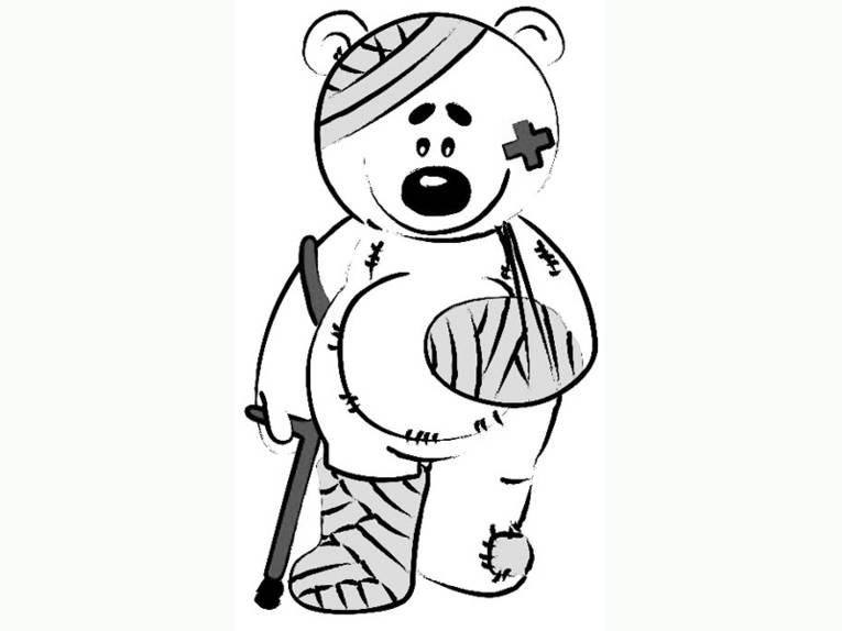 Zeichnung eines Teddybärs mit Pflaster auf der Wange, Verband an Kopf, Arm und Fuß sowie einer Gehhilfe.