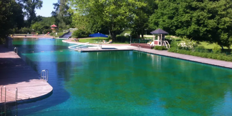 Das Naturbad Hainholz im Sommer