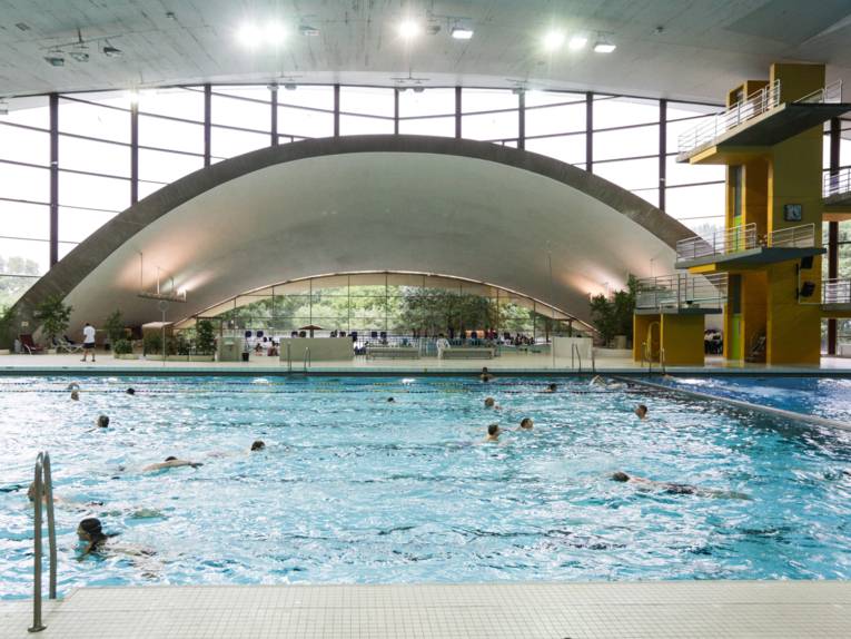 Schwimmhalle von Innen