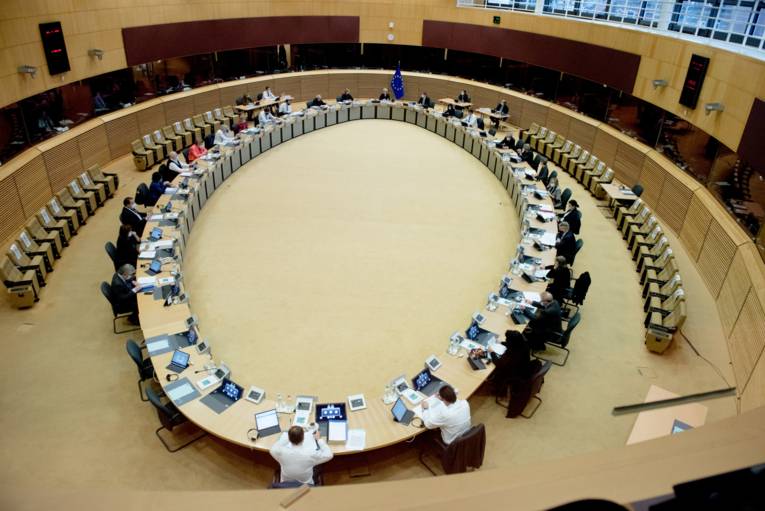 General view of the weekly meeting