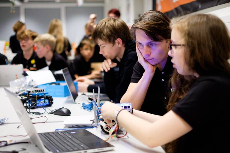 Roberta Schülerinnen und Schüler bei der Nacht, die Wissen schafft 2018