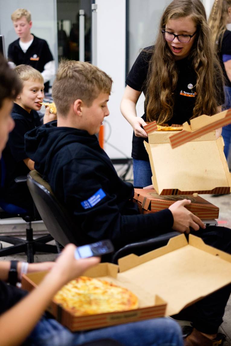 Roberta Schülerinnen und Schüler bei der Nacht, die Wissen schafft 2018