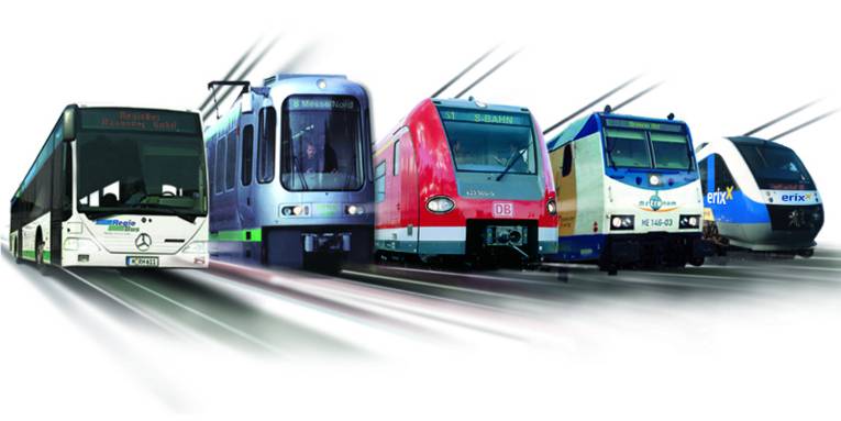 Fotomontage von 4 Schienenfahrzeugen und einem Bus