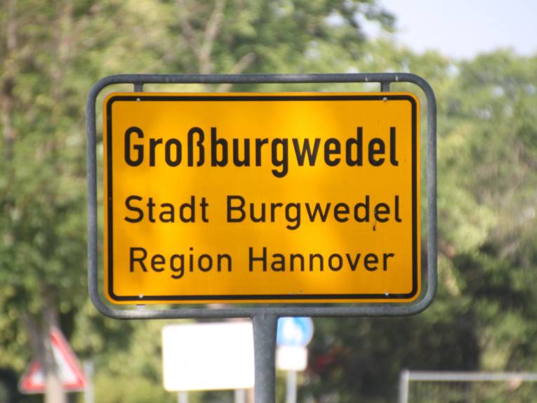 Ortseingangsschild Großburgwedel