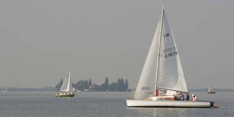 Segelboot auf dem Steinhuder Meer