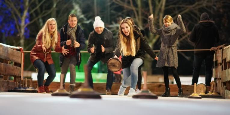 Eisstockschießen am Hoflokal