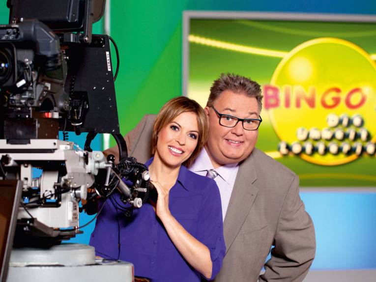 Bingo-Moderatoren Michael Thürnau und Jule Gölsdorf