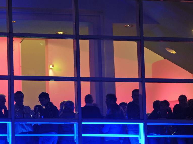 Menschen bei einer Party