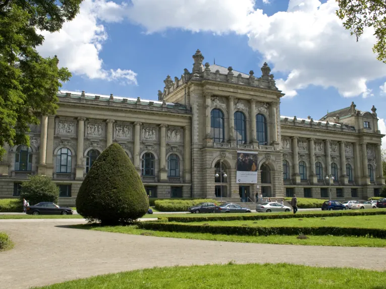 Landesmuseum