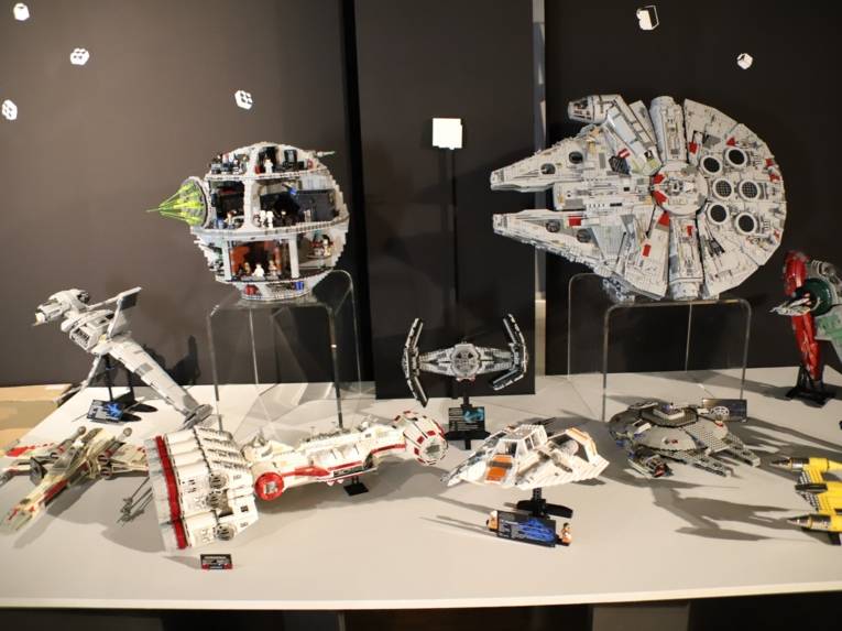 Die Ausstellung Raumschiffwelten