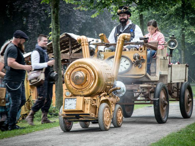 Fantastische Welten im Schlosspark 