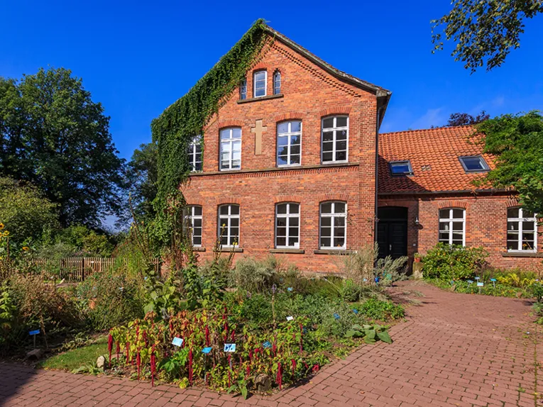  Allegorische Gärten in Lehrte