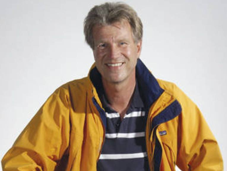 Der TV Journalist Peter von Sassen