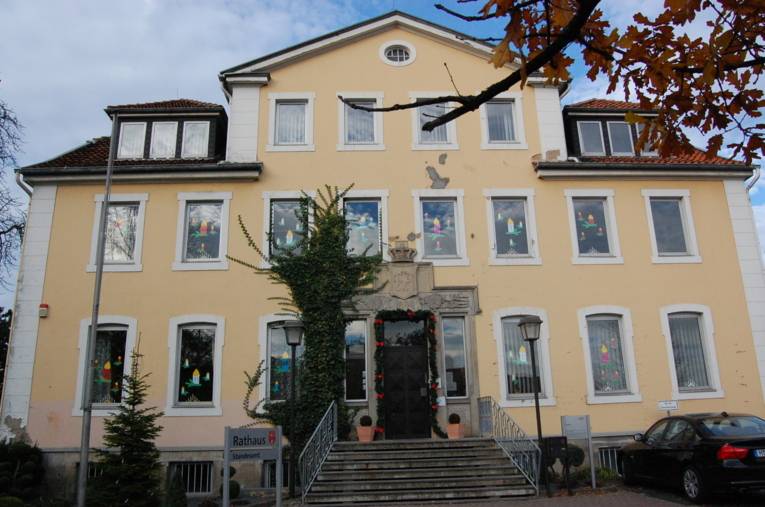 Geschmücktes Rathaus