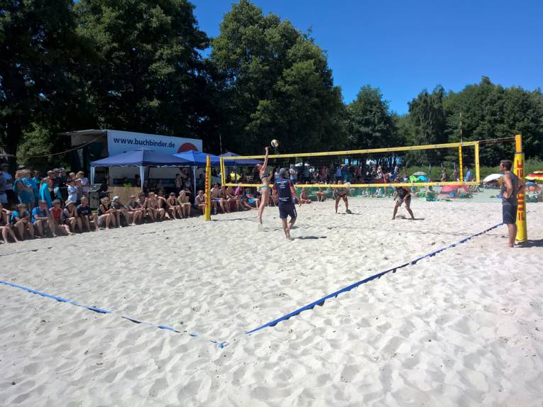 Beachvolleyballturnier in Steinhude