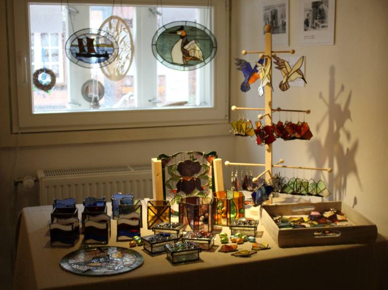 Der Kunsthandwerkermarkt "Frühlingserwachen" in Wunstorf-Steinhude