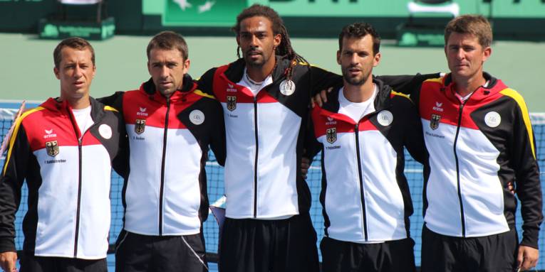 Teamfoto der letzten Begegnung (v.l.n.r.): Philipp Kohlschreiber, Benjamin Becker, Dustin Brown, Philipp Petzschner, Kapitän Michael Kohlmann.