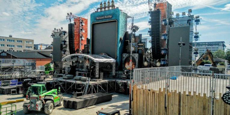 Crazy Sense - Aufbau Bühne