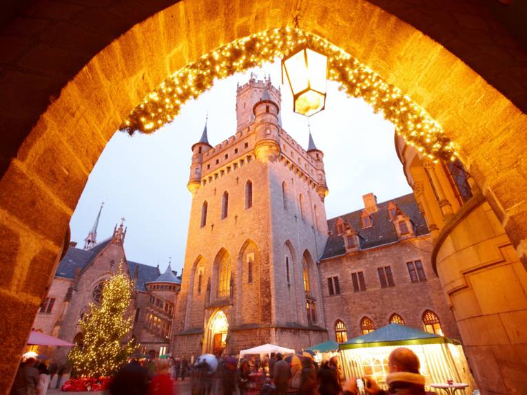 Wintermärchen auf Schloss Marienburg