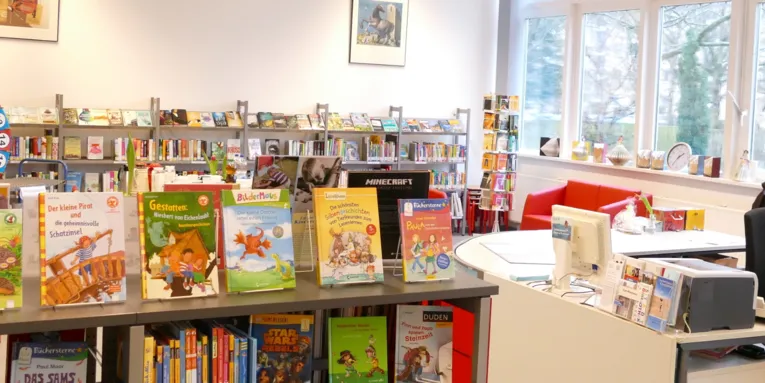 Innenraum Stadtbibliothek Vahrenheide