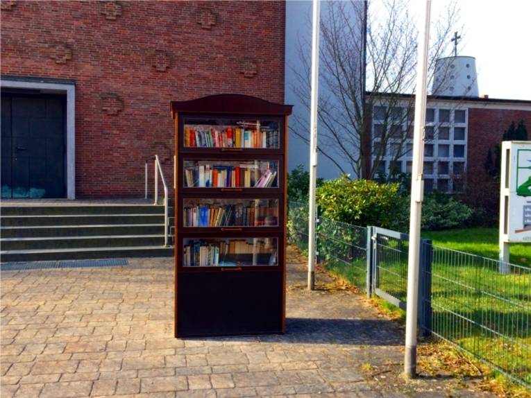 Bücherschrank Bothfeld
