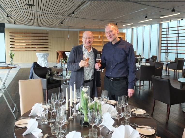 Dietmar Althof und Sascha Grauwinkel im neuen Festsaal