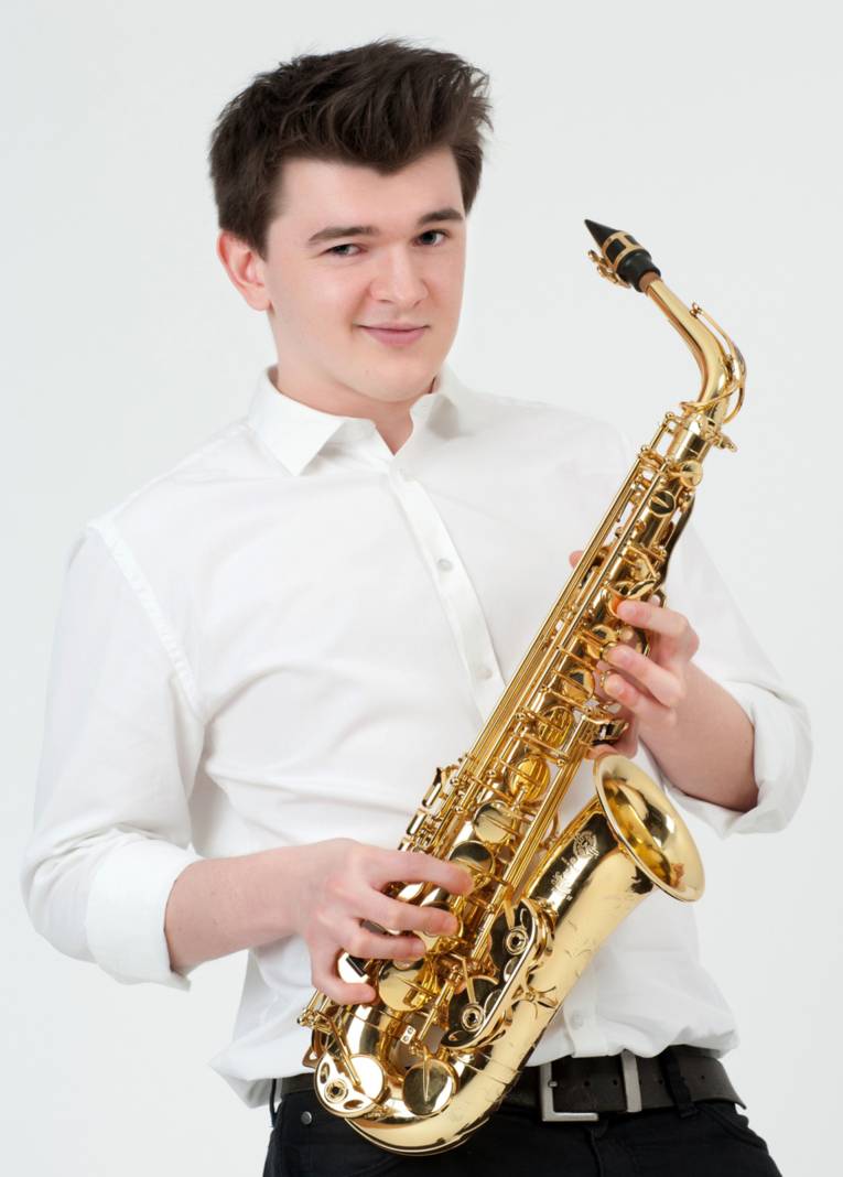 Dominic Jan Löhrke (Saxophon) 