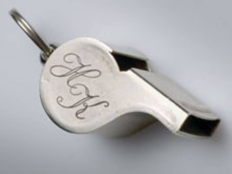 Trillerpfeife von Helmut Kronsbein