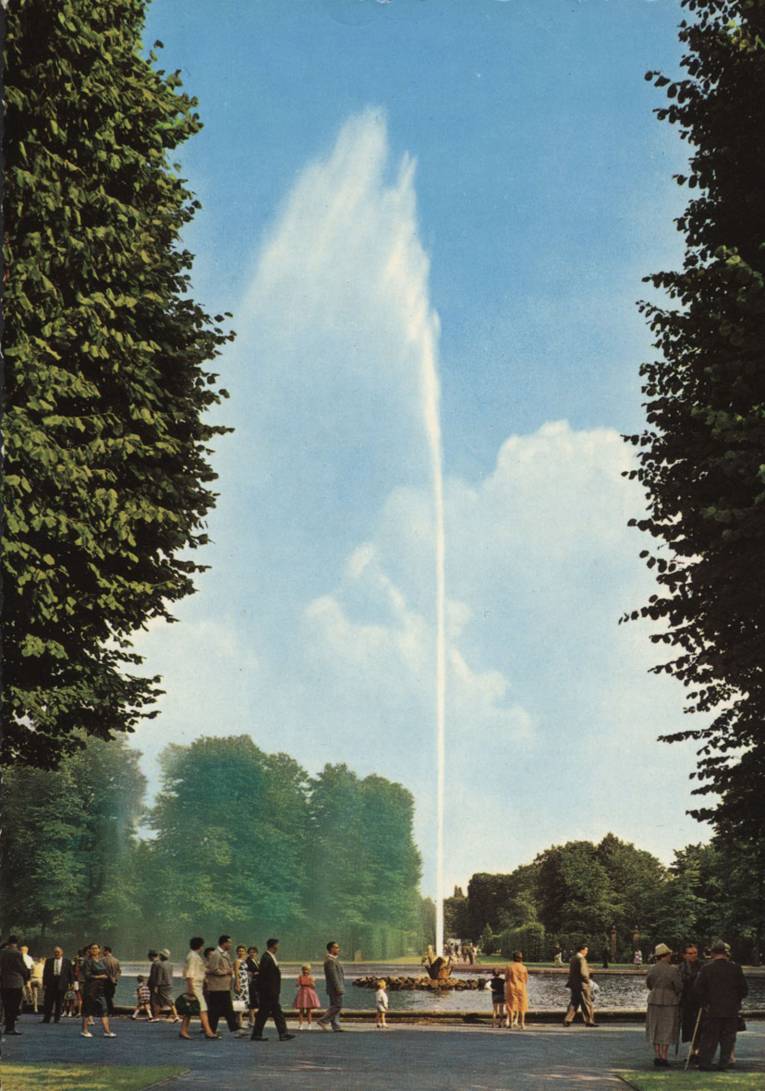 Postkarte mit Abbildung der Großen Fontäne im Großen Garten in Hannover-Herrenhausen, Foto-Postkarte, o. J., 1960-1969