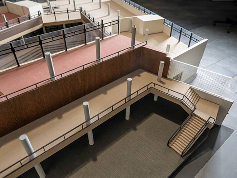 Blick in das Baumodell des Historischen Museums Hannover