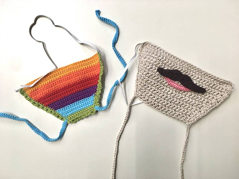  zwei Häkelmasken von Mansha Friedrich