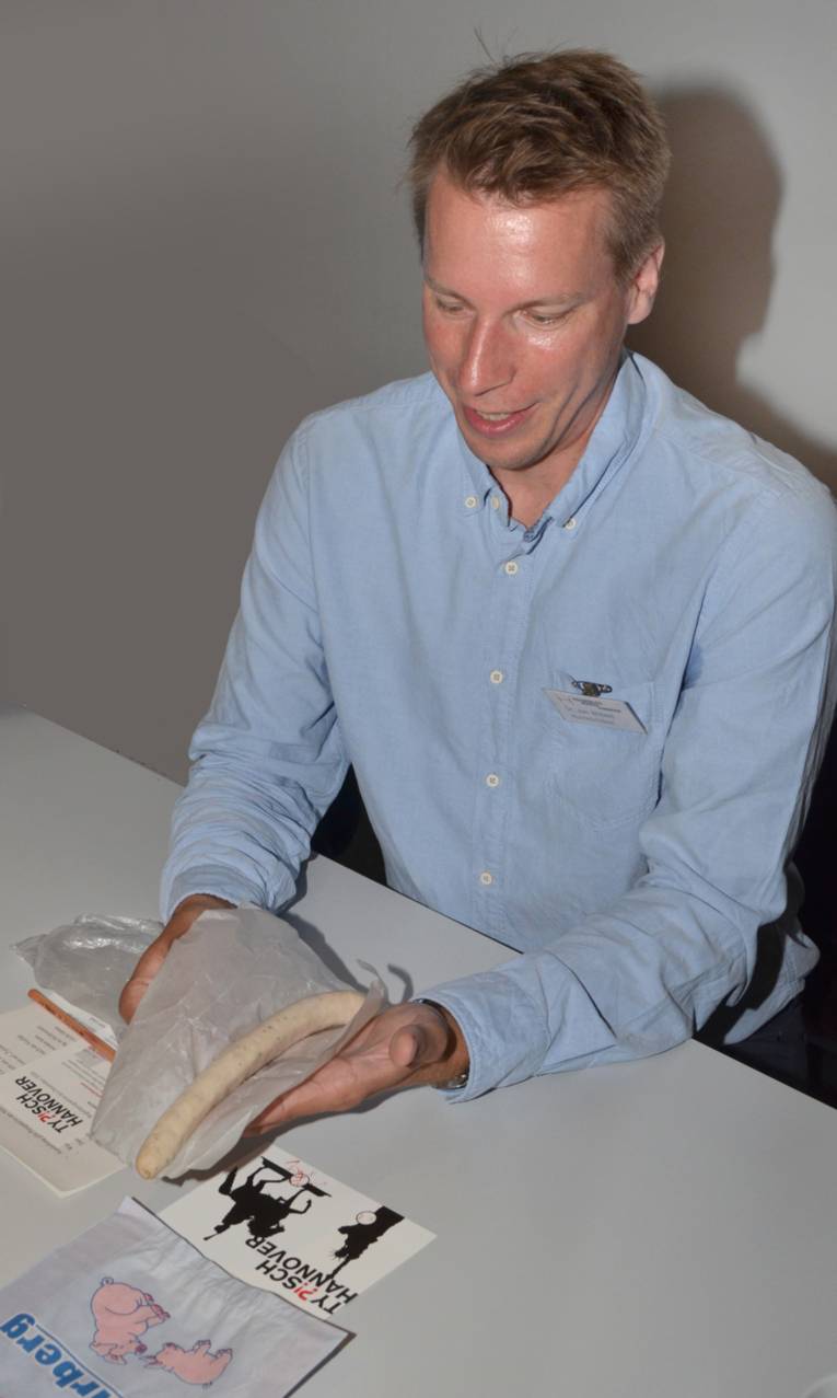 Eine private Leihgabe: Hannoversche Bouillonwurst von Fa. Ahrberg