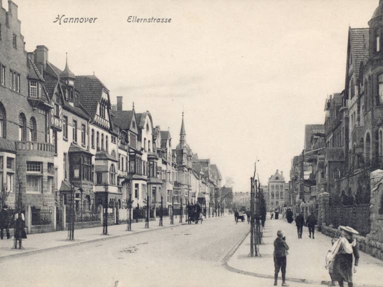 Foto-Postkarte: Reihenvillen in der Ellernstraße, Zooviertel, 1907.
