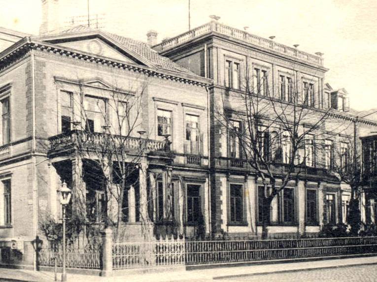 Klosterkammer Hannover. Postkarte mit Lichtdruck des spätklassizistischen Gebäudes der Klosterkammer in der Eichstraße (Ausschnitt)