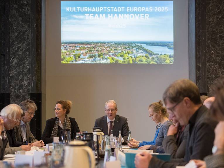 Inga Samii und Stefan Schostok bei der ersten Kulturratsitzung