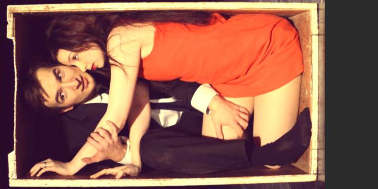 Die Darsteller Loretta Gargano und Jacek Darwicki geben tänzerisch Einblicke in Szenen einer Ehe.