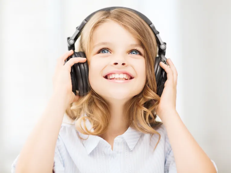 Der Wunsch der Initiatoren ist es, Eltern und vielen anderen Interessierten Hilfen für die musikalische Entfaltung ihrer Kinder an die Hand zu geben und sie anzuregen, sich wieder selbst der Musik zuzuwenden.