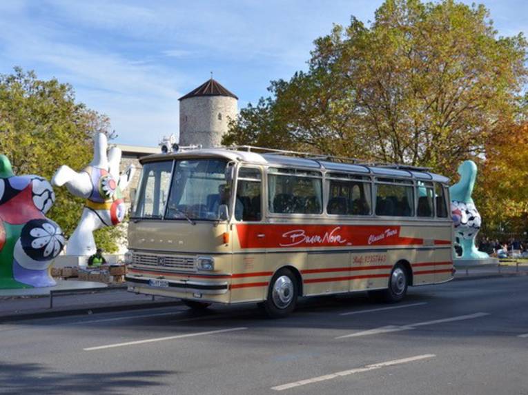 Oldtimer-Bus Setra 100