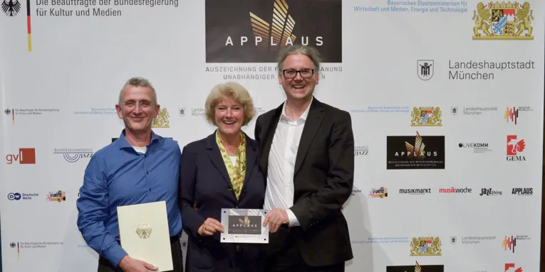 v.l.n.r.: Andreas Burckhardt, Kulturstaatsministerin Monika Grütters und Felix Petry