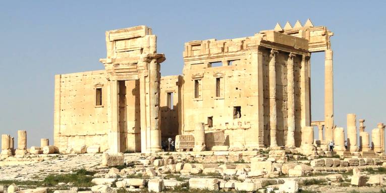 Der Tempel des Bēl oder besser bekannt als Baal-Tempel in der syrischen Ruinenstadt Palmyra lag im Süden der antiken römischen Stadt und war der Gottheit Bēl gewidmet. 