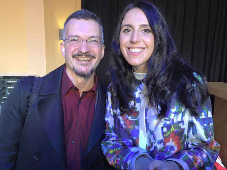 Dr. Irving Wolther mit der Ukrainerin Jamala (Eurovision Song Contest-Gewinnerin 2016) 