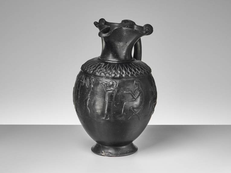 Kleeblattkanne aus "Die Freuden der Etrusker. Ein Dialog"