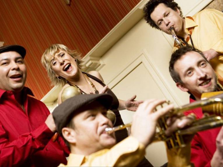 Das Havana-Ensemble besteht aus 11 Bandmitgliedern