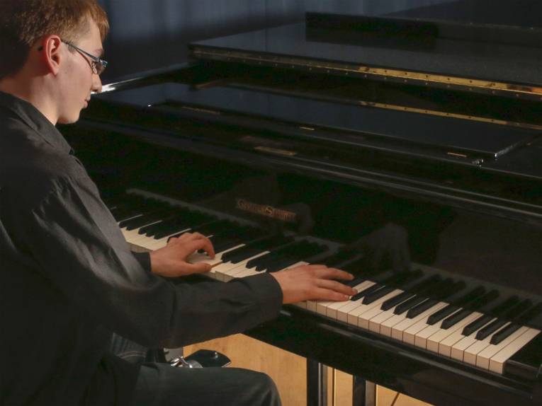 Klavier, Cembalo und Akkordeon sind in der Fachgruppe Tasteninstrumente zusammengefasst.