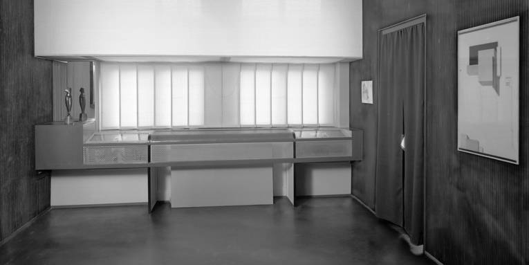 Das "Kabinett der Abstrakten" im Niedersächsischen Provinzialmuseum Hannover im Jahr 1928