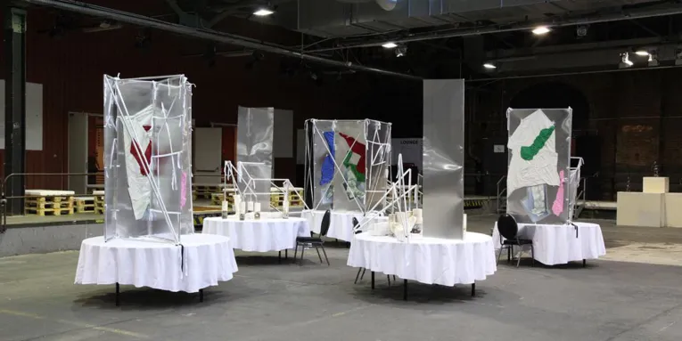 Yorgos Sapountzis, The Protagonists, 2013; Installationsansicht, abc Berlin 2014