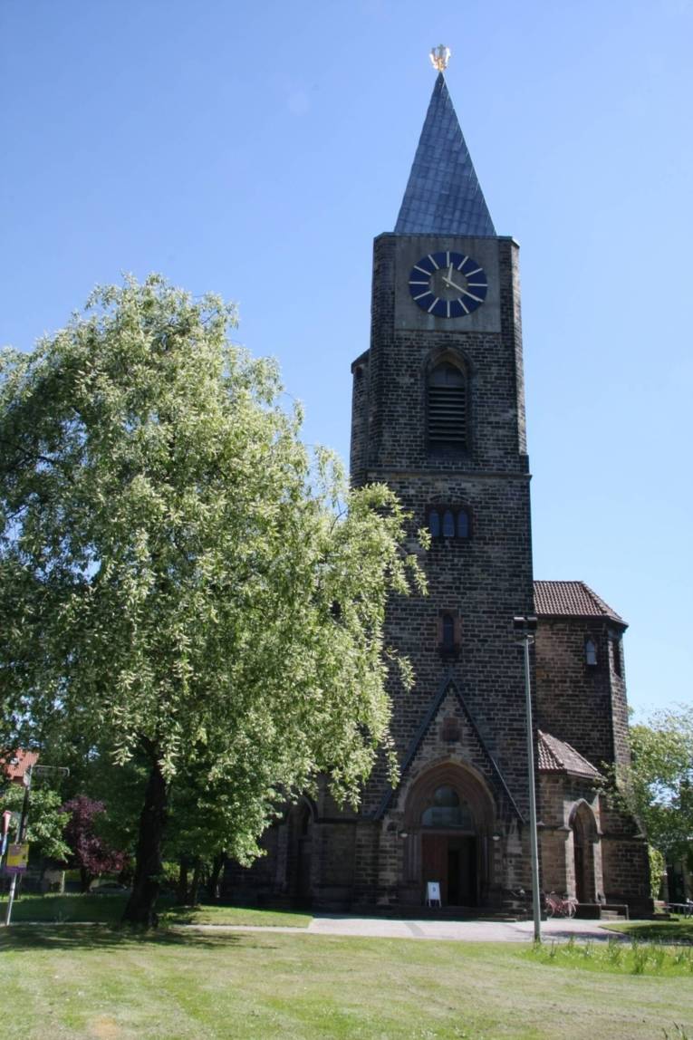 Kleefeld: Die Petrikirche 