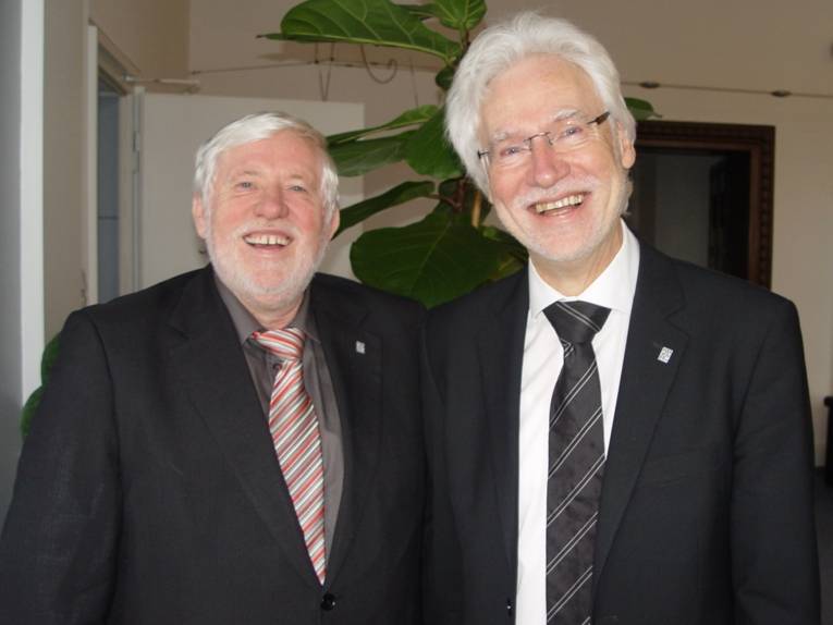 Hans Mönninghoff (Erster Stadtrat und Wirtschafts- und Umweltdezernent) und Bernd Strauch (Bürgermeister)