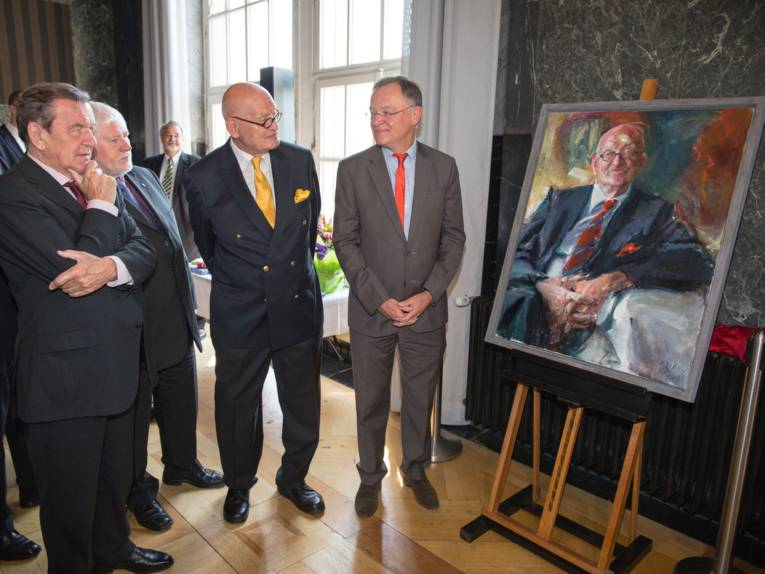 Gerhard Schröder, Hans Mönninghoff, Herbert Schmalstieg und MP Stephan Weil.
