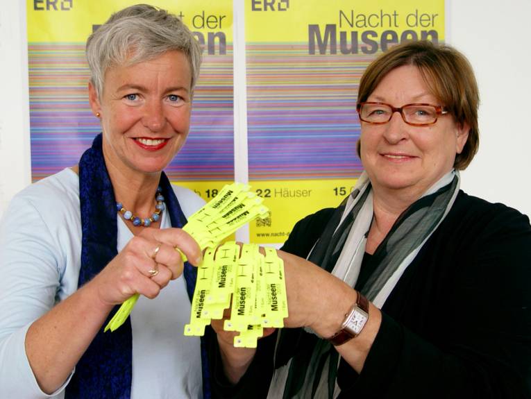 Dr. Katja Lembke, Direktorin des Niedersächsischen Landesmuseums Hannover und Marlis Drevermann, Kulturdezernentin der Stadt